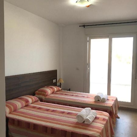 Отель Living One Пеньискола Экстерьер фото
